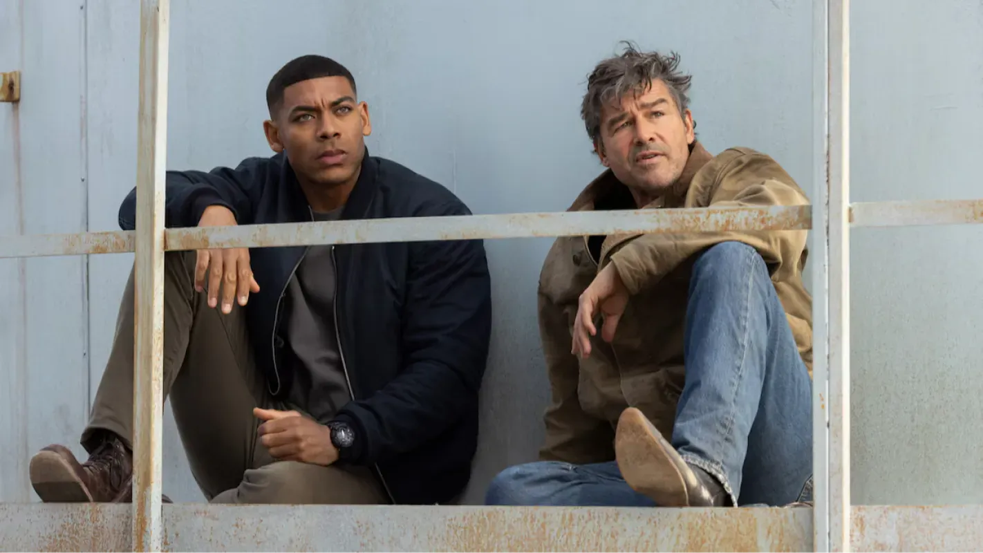Lanternas estreia na HBO Max e leva investigação policial ao novo universo da DC