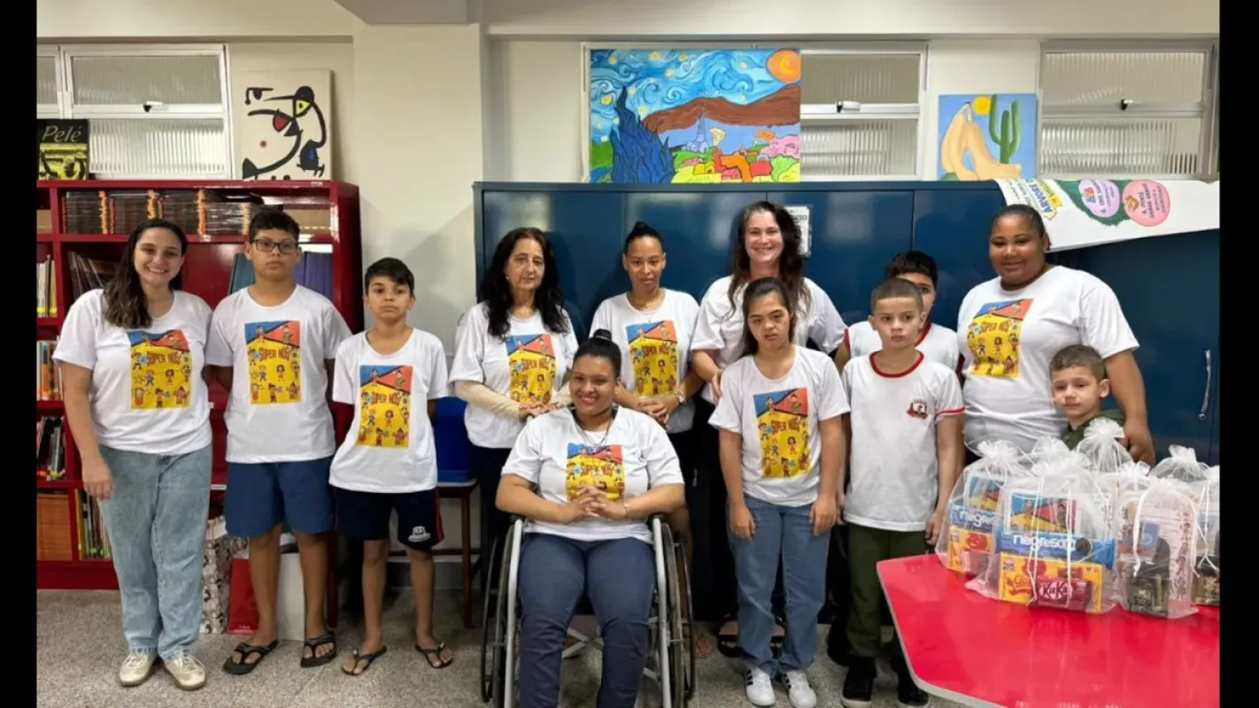 Alunos de Aracruz usam inteligência artificial para criar livro sobre inclusão e combate ao bullying