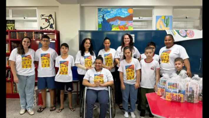 Alunos de Aracruz usam inteligência artificial para criar livro sobre inclusão e combate ao bullying