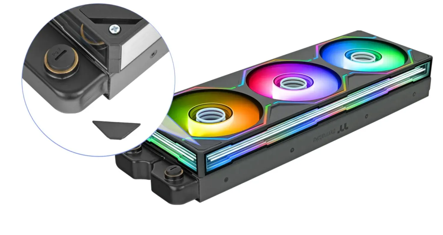 Detalhe dos parafusos ocultos e iluminação Dual Infinity Mirror do SWAFAN UNIFY