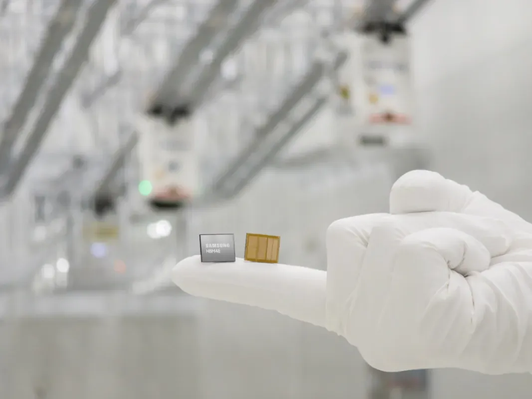 Memória HBM4E de 12 camadas da Samsung