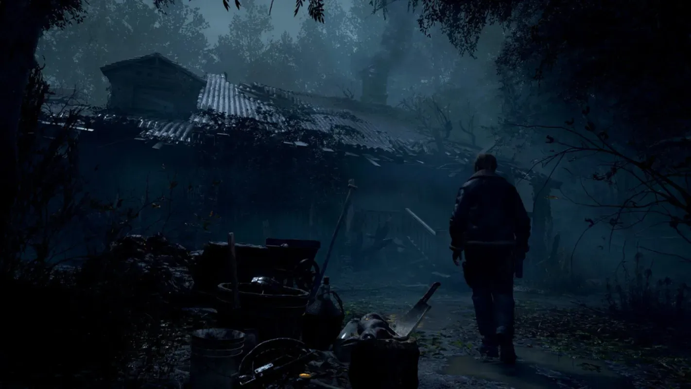 Leon em vilarejo rural cercado por inimigos em Resident Evil 4