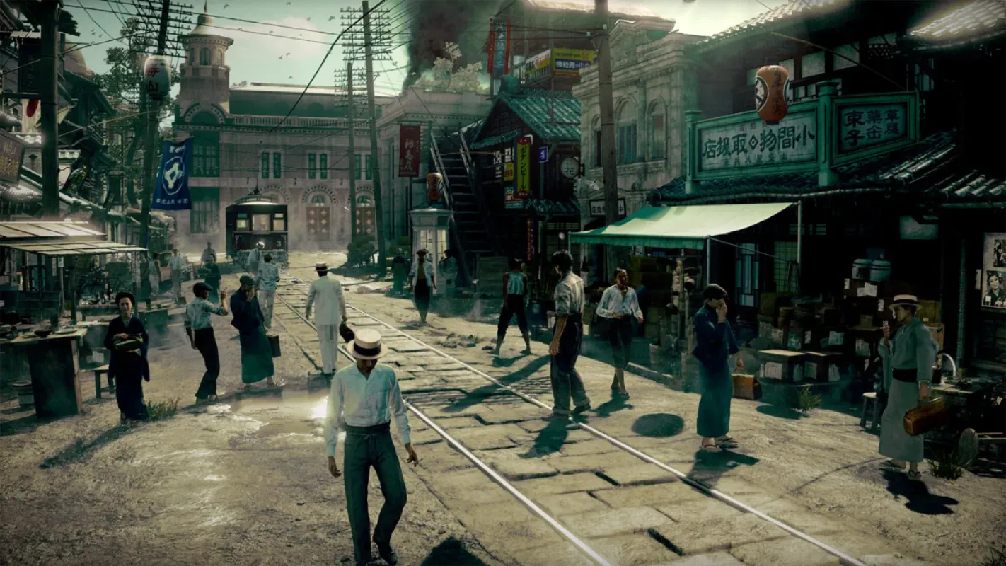 Rua movimentada com trilhos de bonde e lojas antigas em Stranger Than Heaven