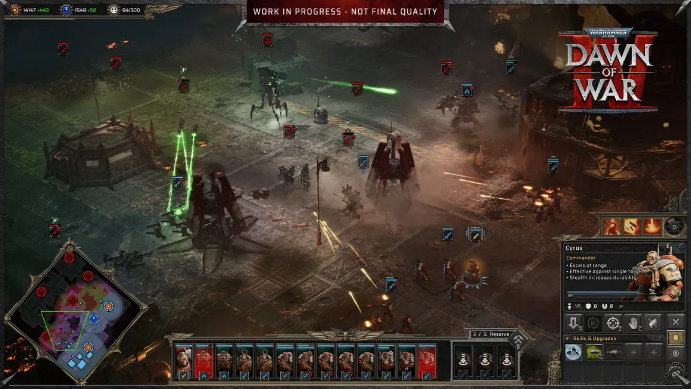 Batalha entre exércitos em Dawn of War IV, com a interface de estratégia, minimapa e painel de unidades na tela