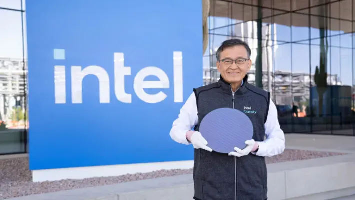 Intel teria feito primeiras amostras do Nova Lake no 18A-P antes de passar à TSMC