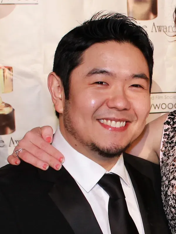 Eric Bauza no tapete vermelho da 41ª edição do Annie Awards