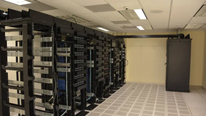 Ladrões levaram mais de US$ 100 milhões em equipamentos de data center nos EUA, diz NBC
